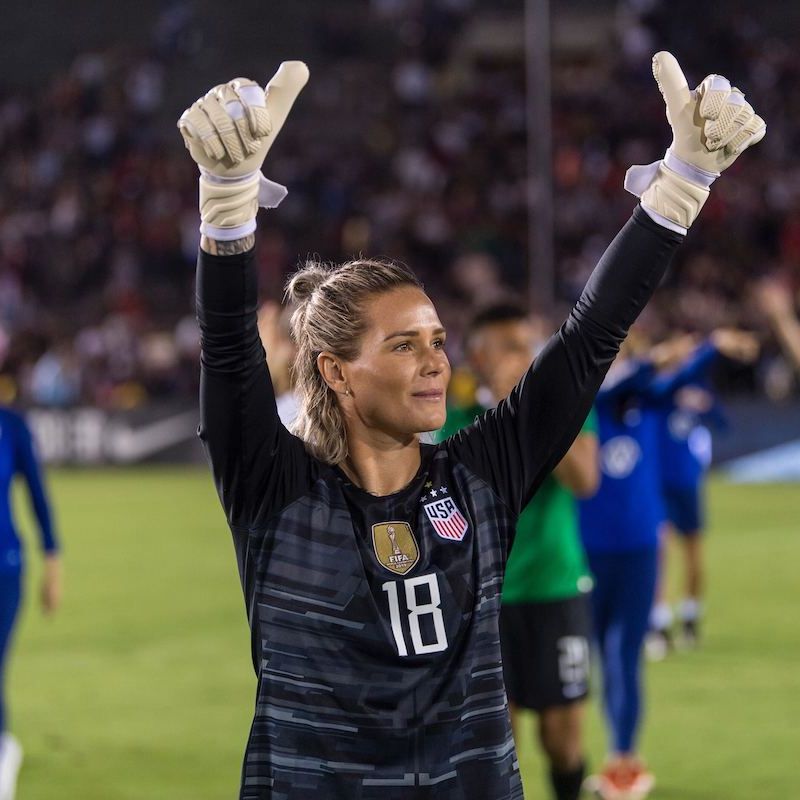 Former US Womens National Team Goalkeeper Ashlyn Harris Announces Retirement