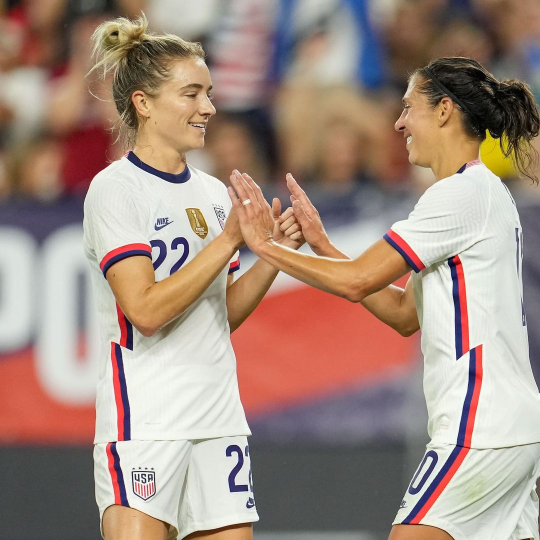 USWNT REWIND Heath Debuts for Arsenal NWSL Playoff Race Heats Up