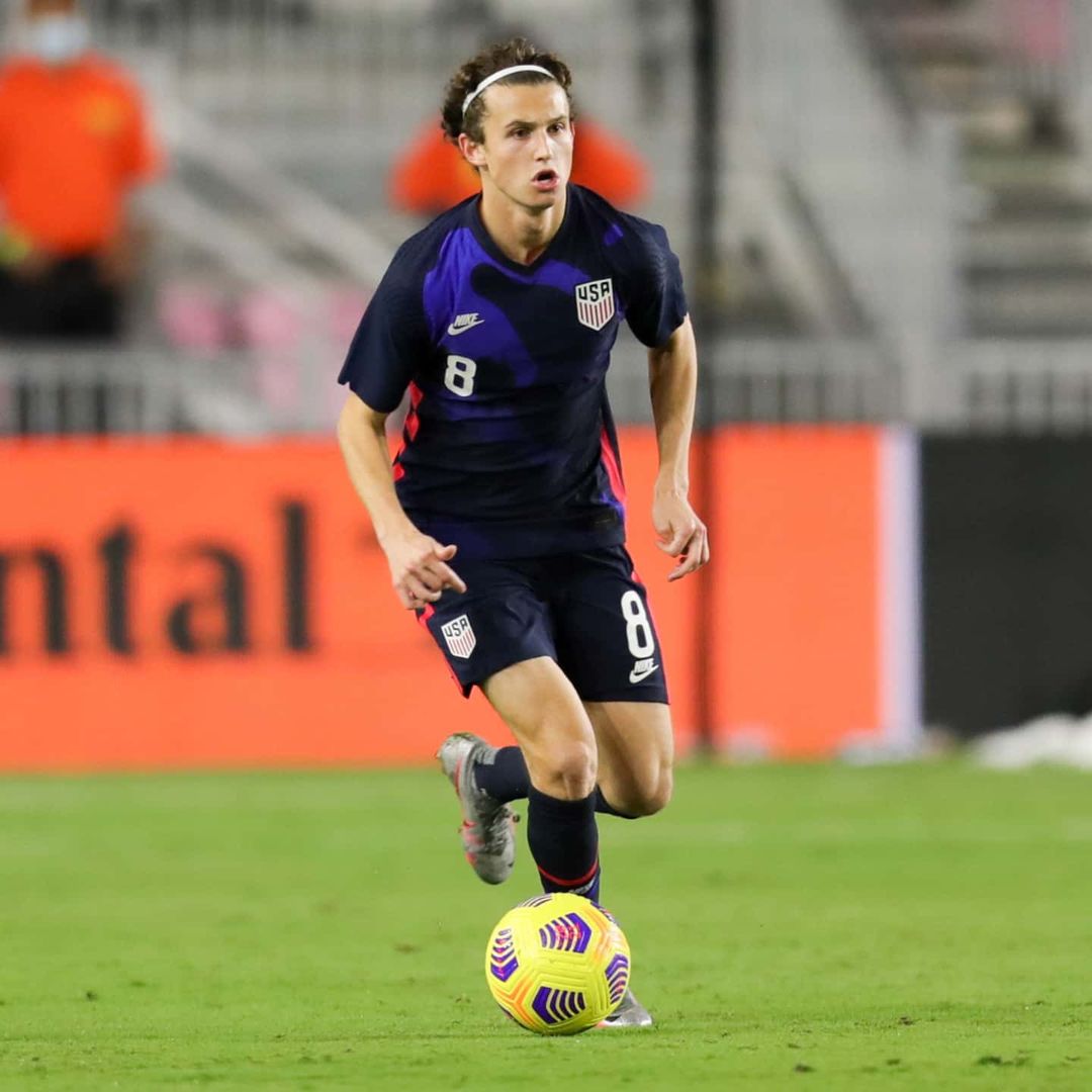 USMNT Rewind: Brenden Aaronson shows off skills in first outing with Red Bull Salzburg