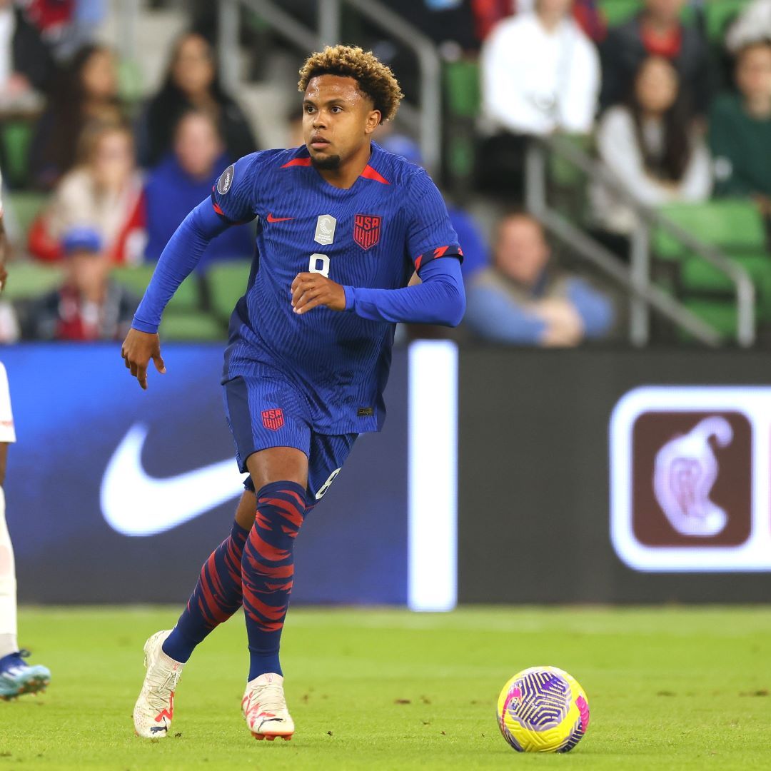 Weston McKennie Departs USMNT Camp to Recover from Left Knee Tendinopothy